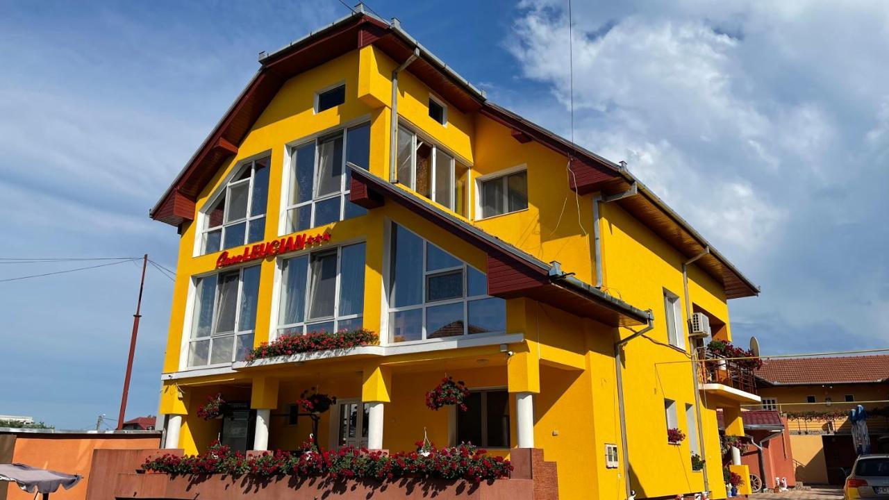 Casa Leucian Ξενοδοχείο Ντέβα Εξωτερικό φωτογραφία